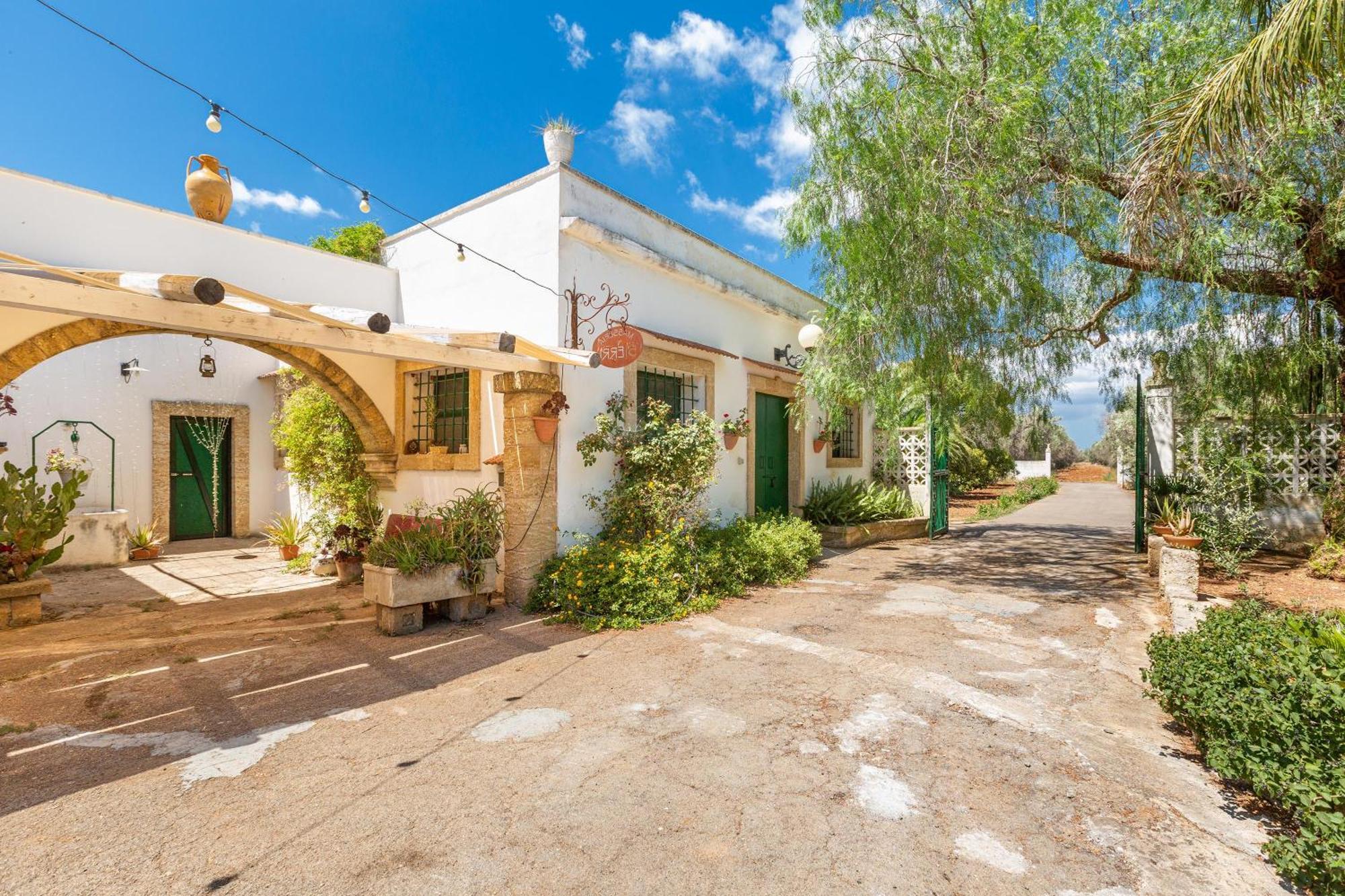 Masseria Sierri By Perle Di Puglia San Pancrazio Salentino Eksteriør billede